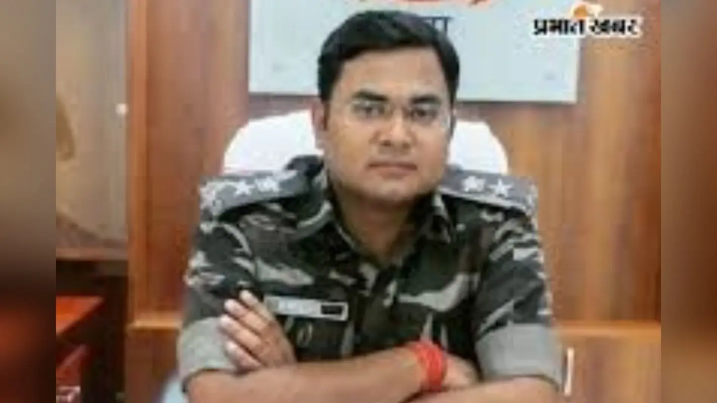 रांची ट्रैफिक पुलिस पर SSP की सख्ती: ड्यूटी पर मोबाइल चलाया तो नपेंगे जवान, बेहतर काम पर मिलेगा इनाम