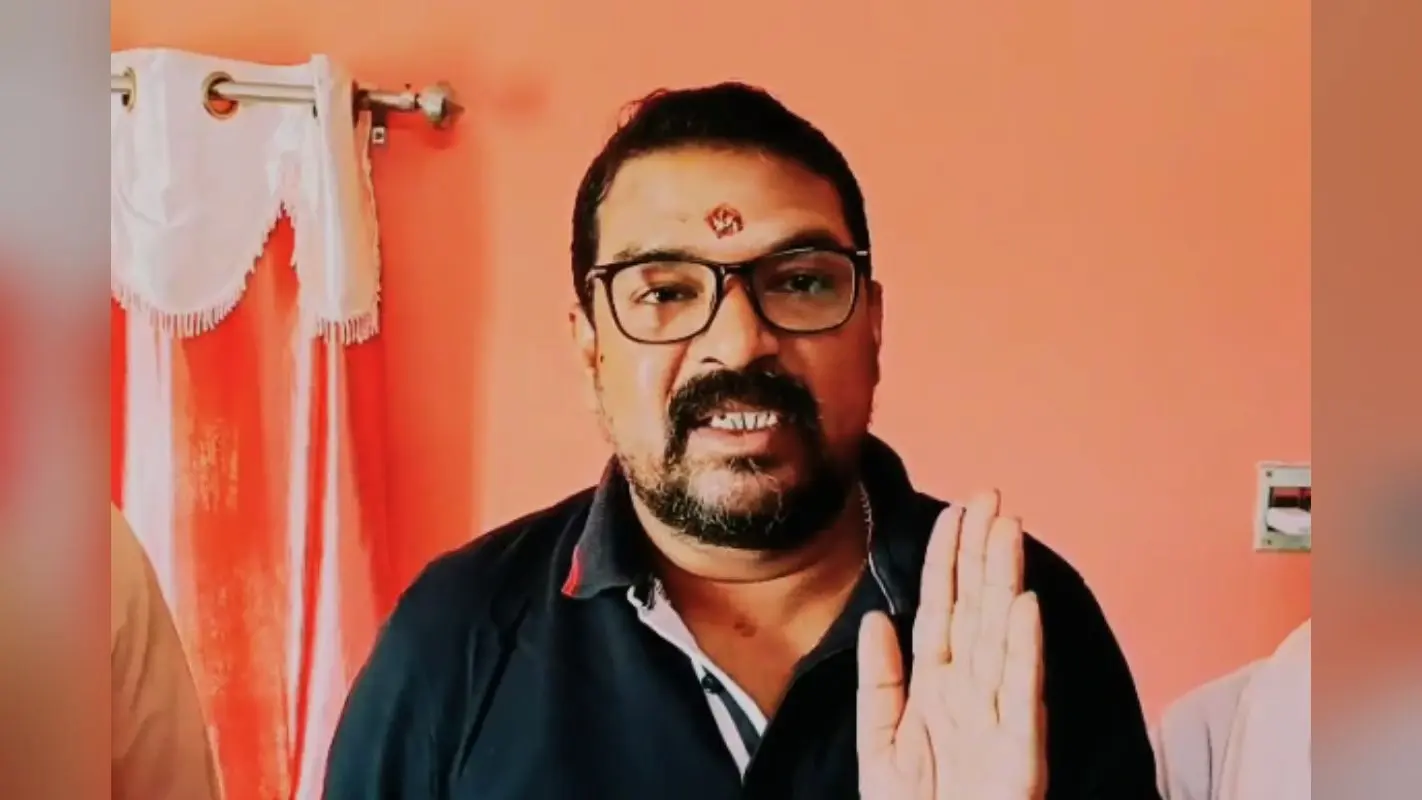 रानीगंज में भाजपा को जोर का झटका, पूर्व मंडल अध्यक्ष राजेश मंडल टीएमसी में शामिल