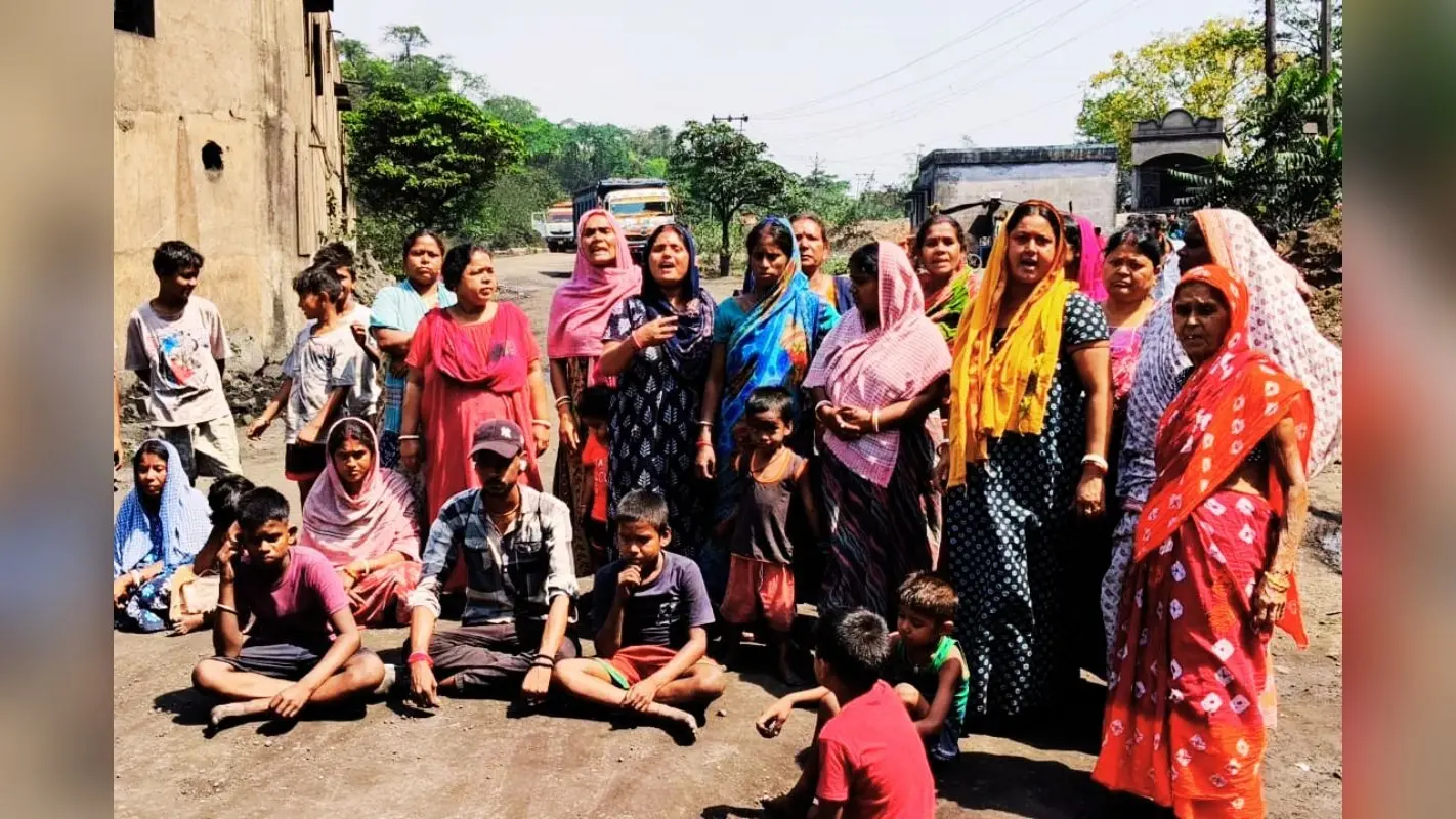 थाली में राख, फेफड़ों में जहर, रानीगंज में ‘रणचंडी’ बनी महिलाएं, वोट बहिष्कार का किया ऐलान, पढ़ें ग्राउंड रिपोर्ट