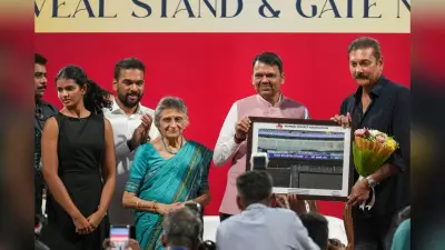 वानखेड़े स्टेडियम मे Ravi Shastri के नाम पर स्टैंड, MCA ने दिया बड़ा सम्मान