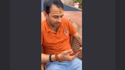 बाबा बागेश्वर को कभी चेतावनी देने वाले तेज प्रताप आज उन्हीं की शरण में, पूछा पॉलिटिकल फ्यूचर