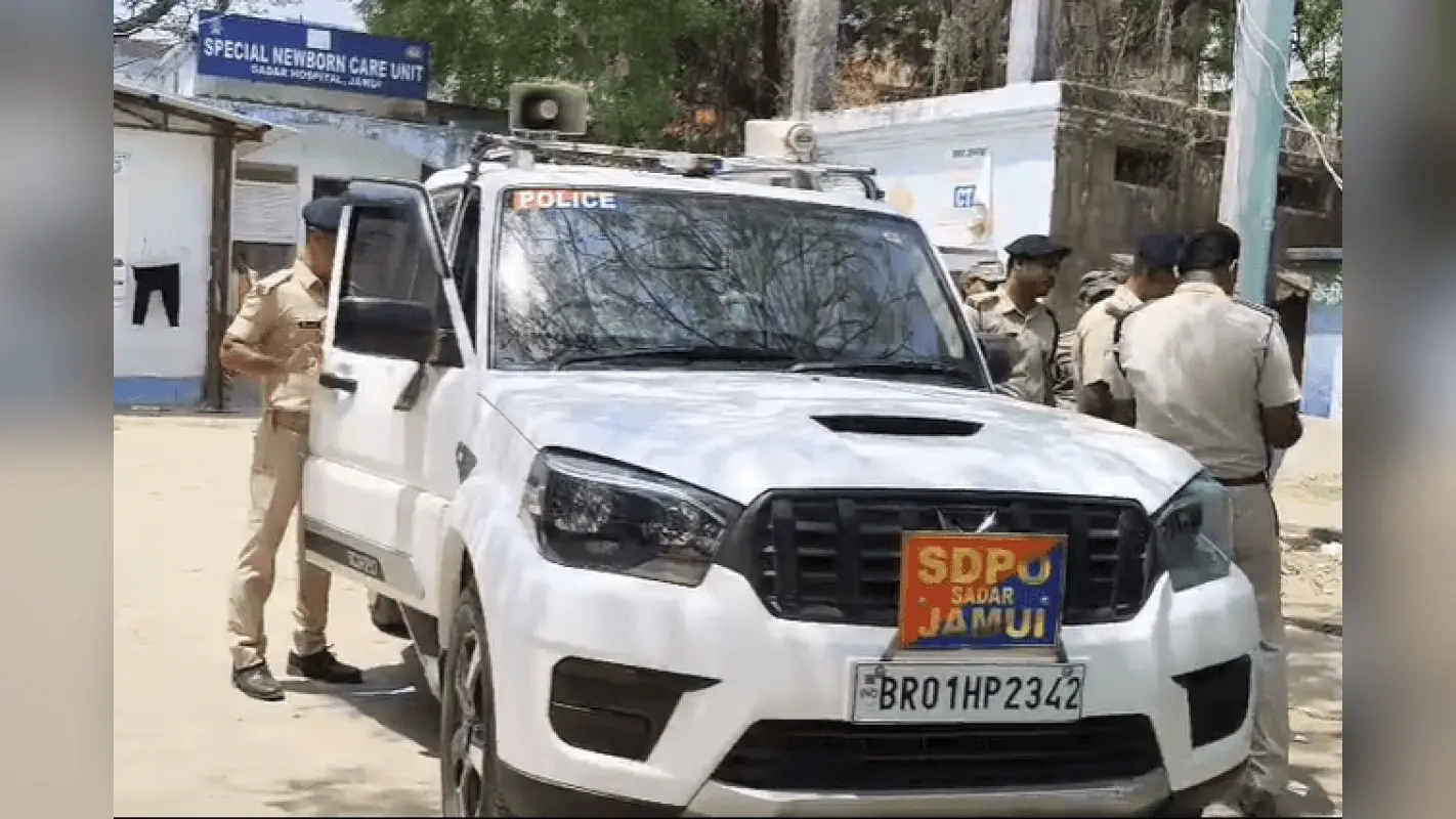 बिहार में पुलिस टीम पर हमला, दो एसआई समेत तीन घायल, पांच गिरफ्तार
