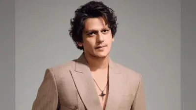 तमन्ना से ब्रेकअप के बाद मिस्ट्री गर्ल संग दिखे विजय वर्मा, तस्वीरों ने मचाई हलचल