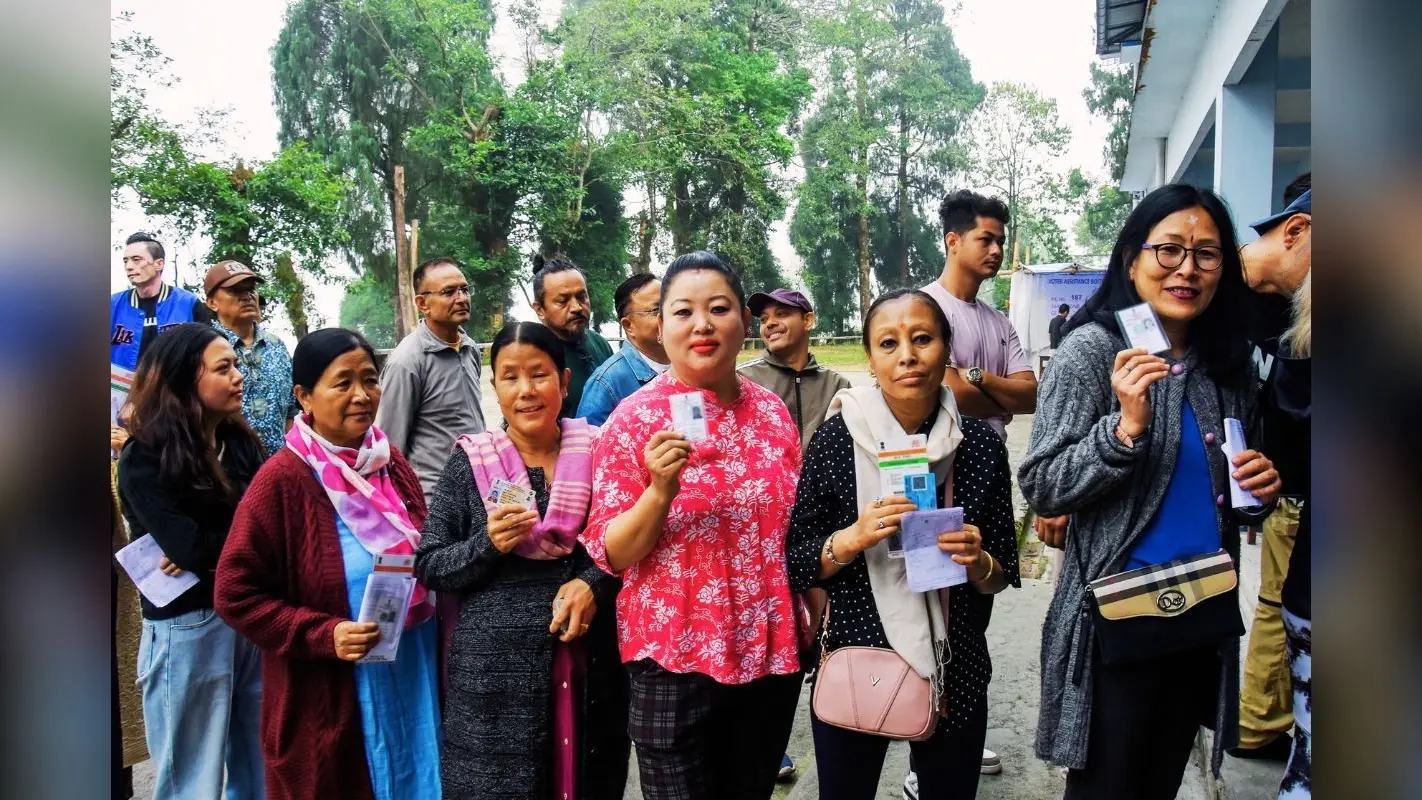 बंगाल चुनाव 2026 में बंपर वोटिंग, 5 बजे तक 92.07 प्रतिशत मतदान