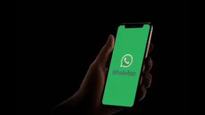 WhatsApp ला रहा है पेड वर्जन, WhatsApp Plus में मिलेंगे एक्स्ट्रा फीचर्स, जानें कितना देना होगा चार्ज