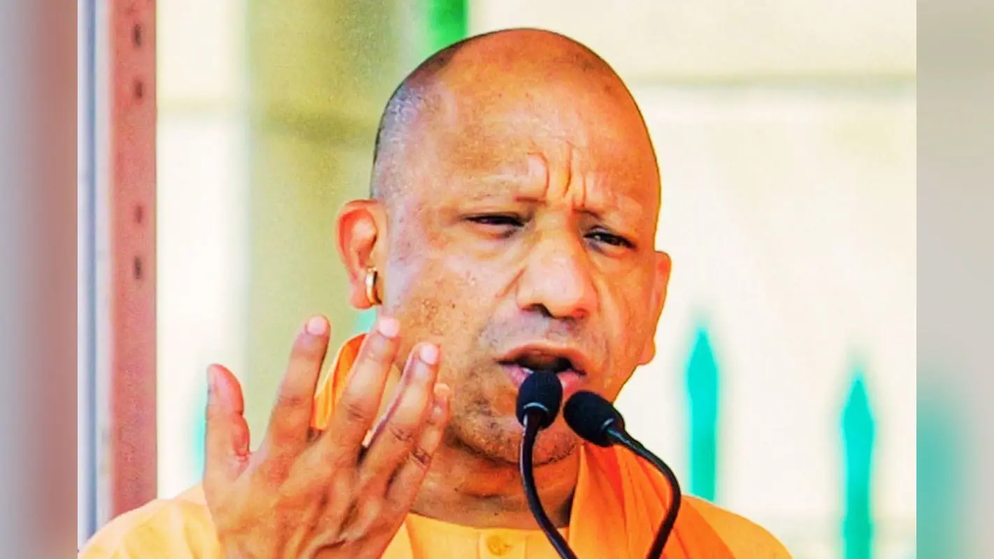 बंगाल में ‘बाबा’ का बुलडोजर प्रहार, 29 अप्रैल की वोटिंग से पहले योगी आदित्यनाथ की जनसभाएं और रोड शो