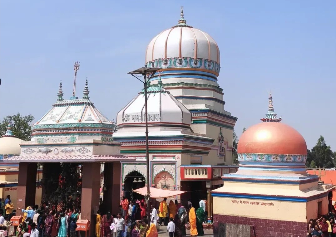siwan news : एक जून को सीवान के मंदिरों में दर्शन