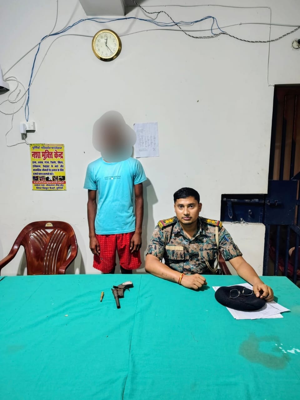 बरारी में देसी कट्टा और कारतूस के साथ युवक गिरफ्तार, आर्म्स एक्ट में केस दर्ज