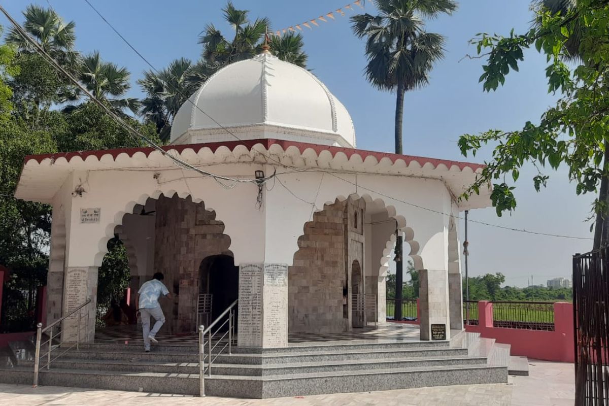 पूर्णिया के इस शिवालय में एक साथ होते हैं महादेव और मां काली के दर्शन