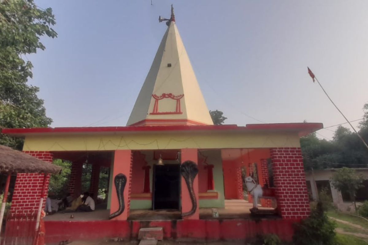 सुपौल के मोहनियां गांव में विराजते हैं बाबा हजारी महादेव, संतान प्राप्ति की कामना लेकर उमड़ते हैं श्रद्धालु