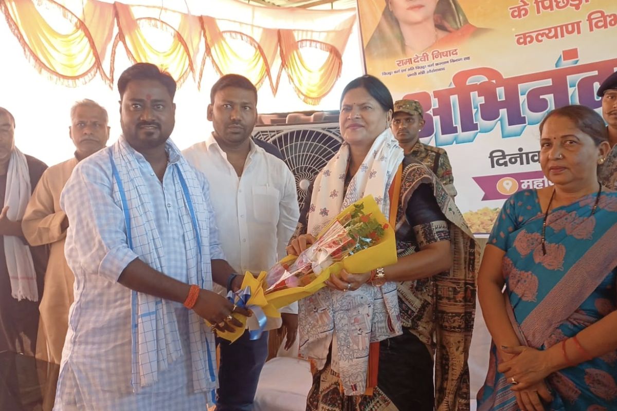 बीजेपी मंत्री के अभिनंदन समारोह में उमड़ी भीड़, वीआईपी कार्यकर्ताओं की सक्रियता बनी चर्चा का विषय