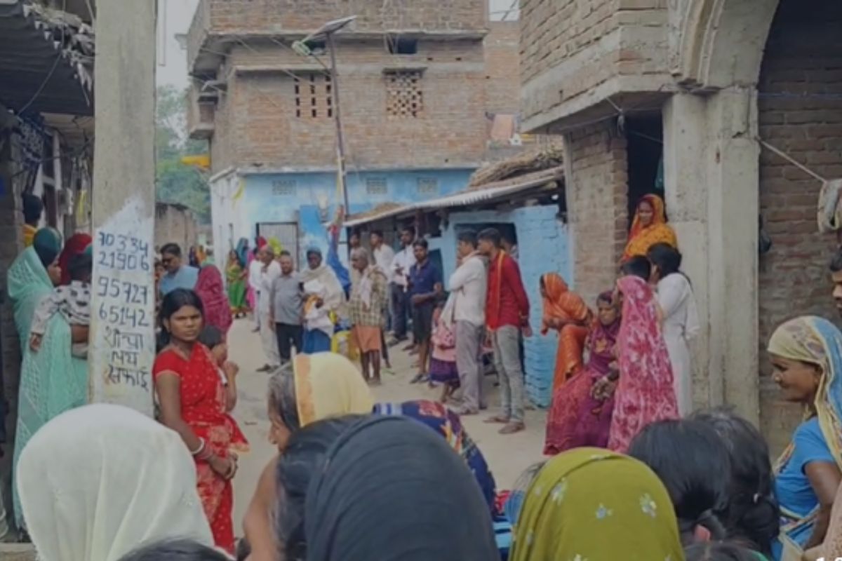 शादी में सूट पहनने पर पति से हुआ विवाद, महिला की संदिग्ध मौत
