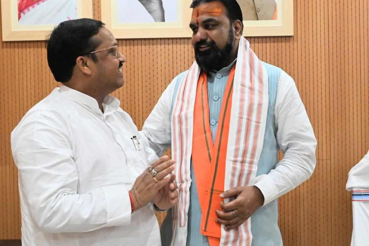 बगहा: मुख्यमंत्री से मिले सांसद, पुल-सड़क निर्माण और जनजातीय विश्वविद्यालय की उठी मांग