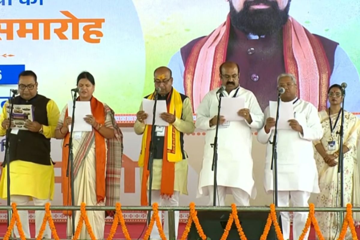Bihar Cabinet: नई बिहार कैबिनेट में 9 सवर्ण, 7 दलित और 7 अति पिछड़े मंत्री, जानिए पूरा जातीय समीकरण