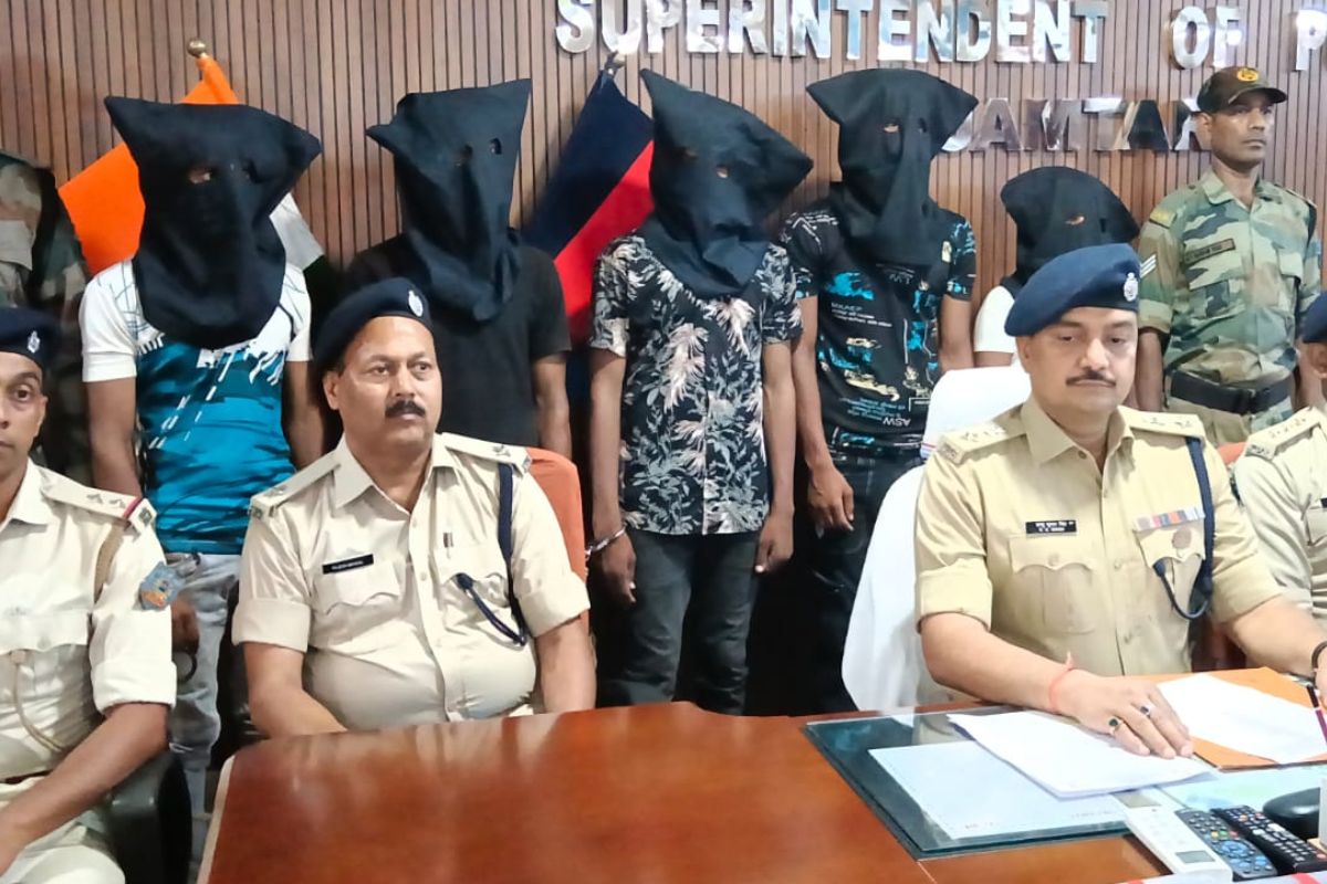 जामताड़ा में 5 साइबर अपराधी गिरफ्तार, फर्जी सिम सप्लायर भी दबोचा