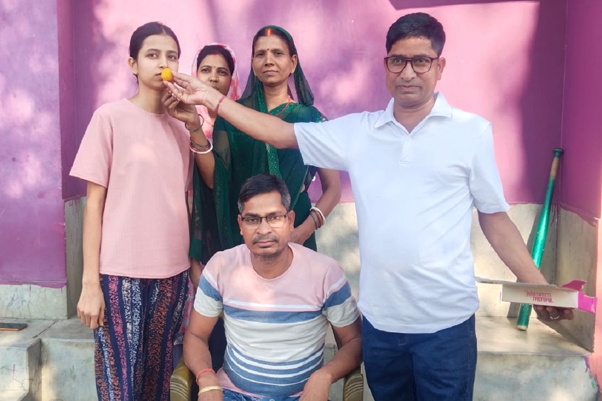 सिमरिया की बेटी ने किया कमाल, इंटर साइंस में बनी चतरा जिले में टॉपर