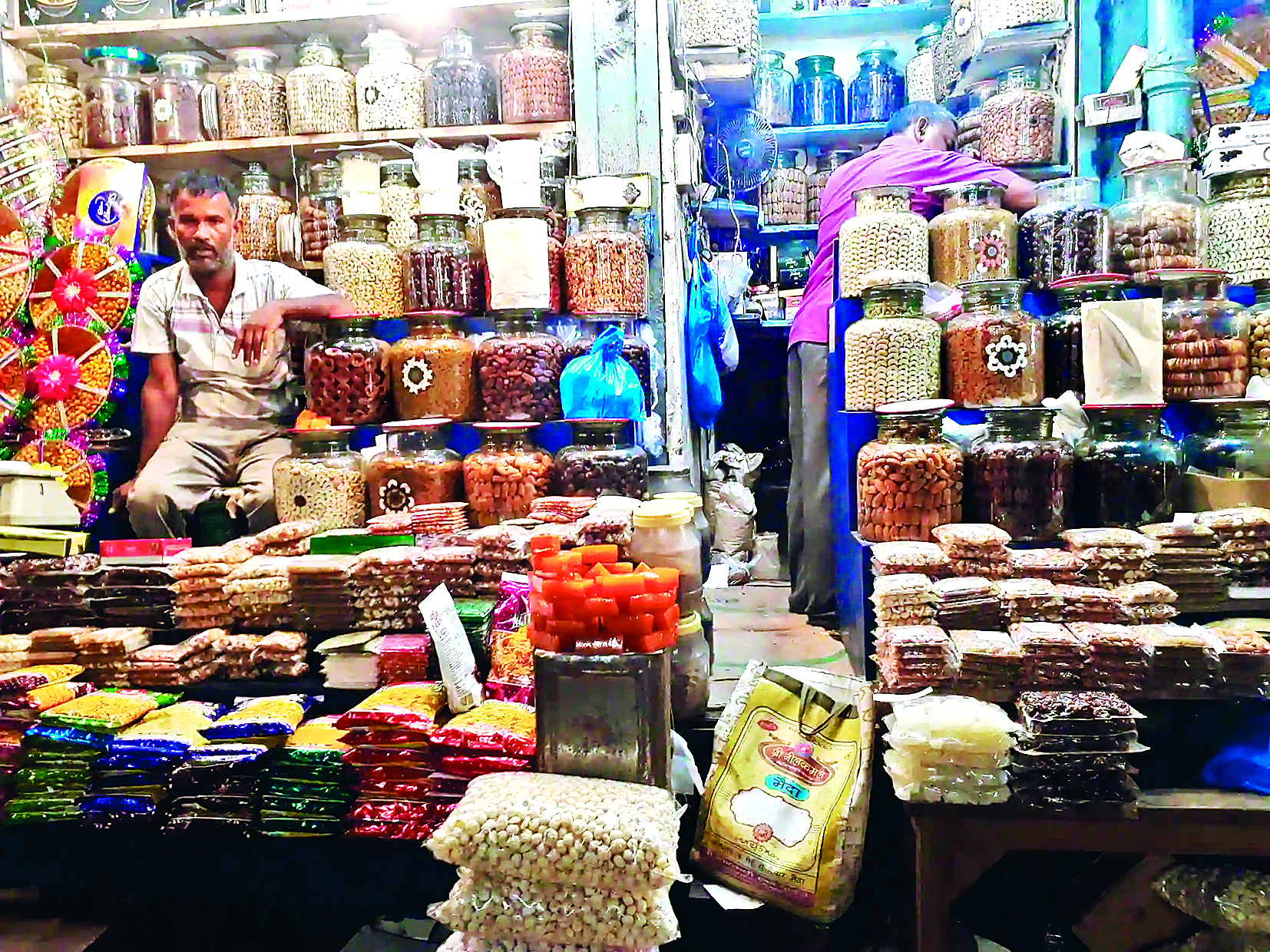 गया मंडी अपडेट : मेवों और फलों की कीमतों ने बिगाड़ा आम आदमी का बजट, आम 120 तो पिस्ता 2800 रुपये किलो तक पहुंचा