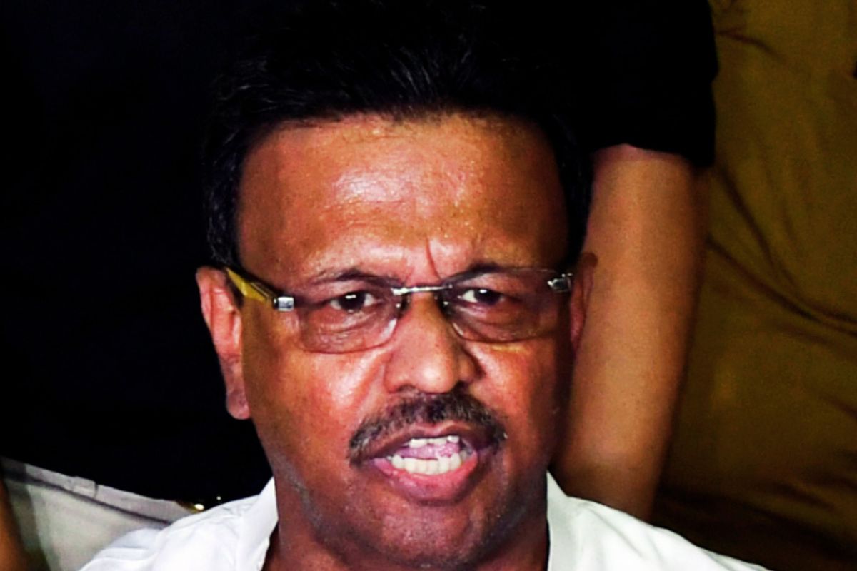 हुड़-हुड़ दबंग! पिस्तौल वाला गुंडा और एक लात, जानें कोलकाता के मेयर फिरहाद हकीम के अनसुने राज