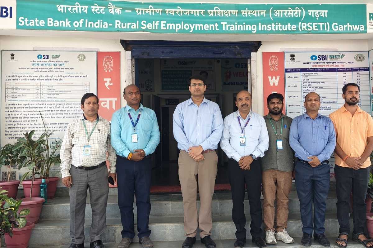 गढ़वा के चिरौंजिया आरसेटी परिसर में खुलेगा ‘पलाश मार्ट’, दीदियों के उत्पादों को मिलेगा बाजार