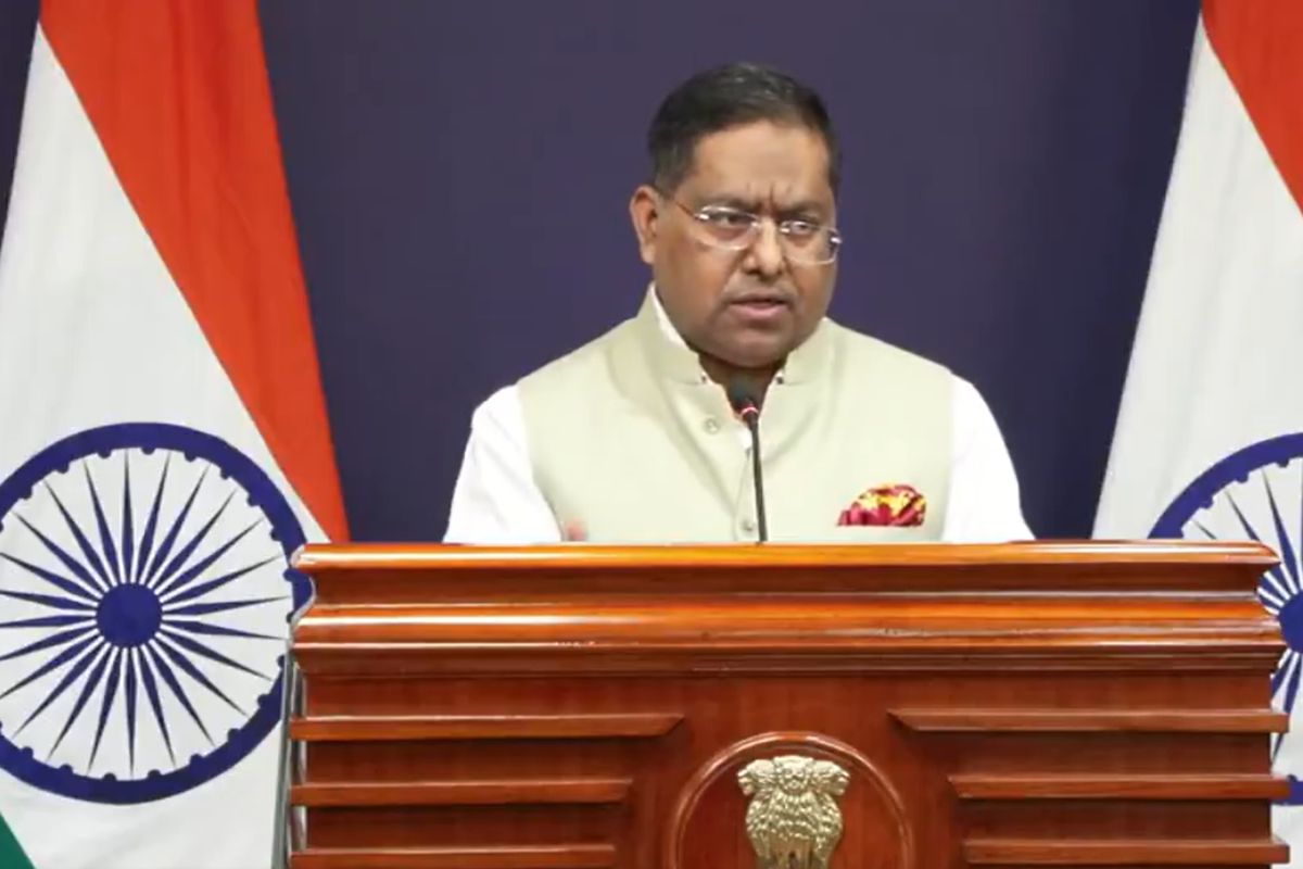 अवैध प्रवासियों के मुद्दे पर भारत का बांग्लादेश को कड़ा जवाब, कहा- बयानबाजी छोड़ें, काम पर ध्यान दें