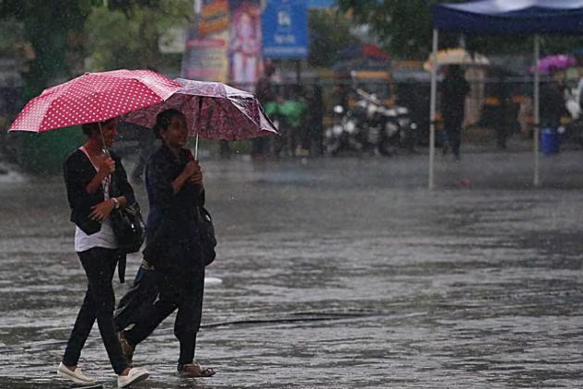 Motihari Weather: मौसम का यू-टर्न, गरज के साथ बारिश और आंधी का अलर्ट