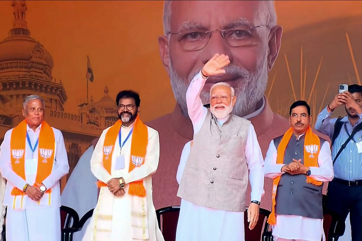पीएम मोदी ने तेलंगाना को दिया 9,400 करोड़ रुपये का तोहफा, पीएम मित्र पार्क का किया उद्घाटन