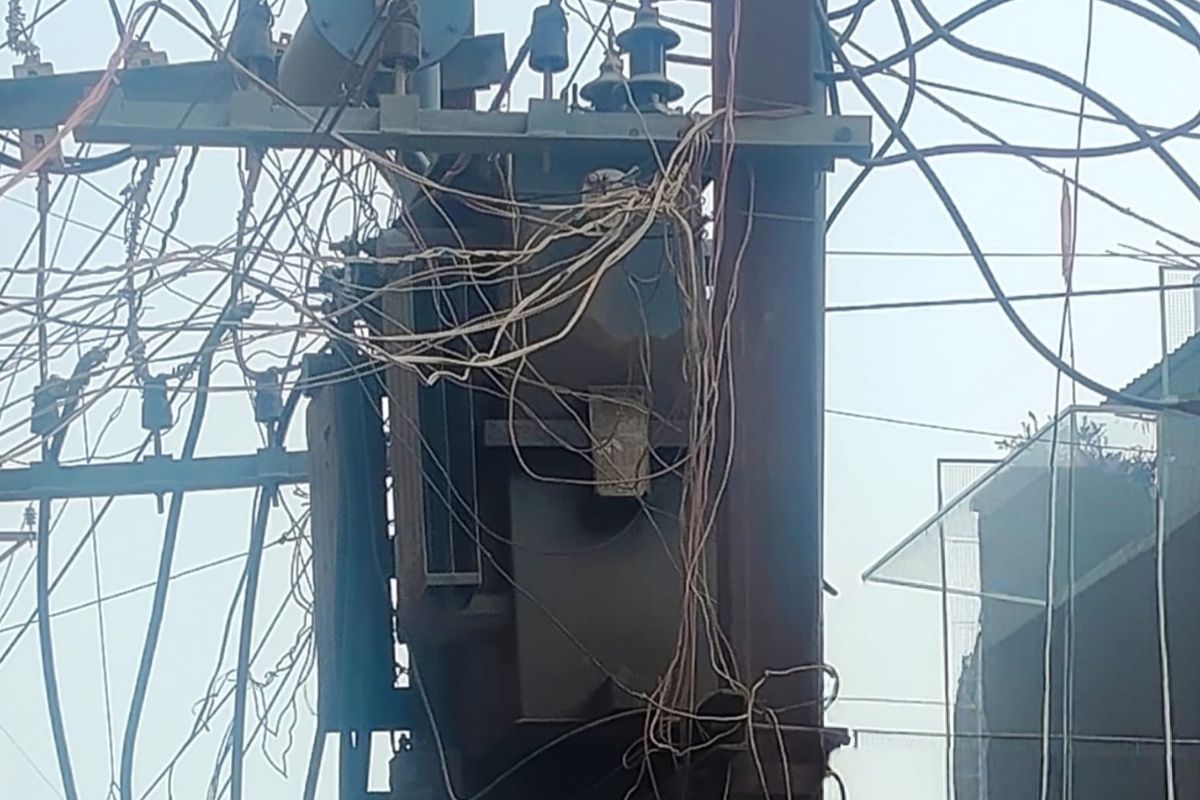 गर्मी में बिजली ने बढ़ाई मुसीबत, 8 घंटे तक बाधित रही सप्लाई, सारण में लोगों का हाल बेहाल
