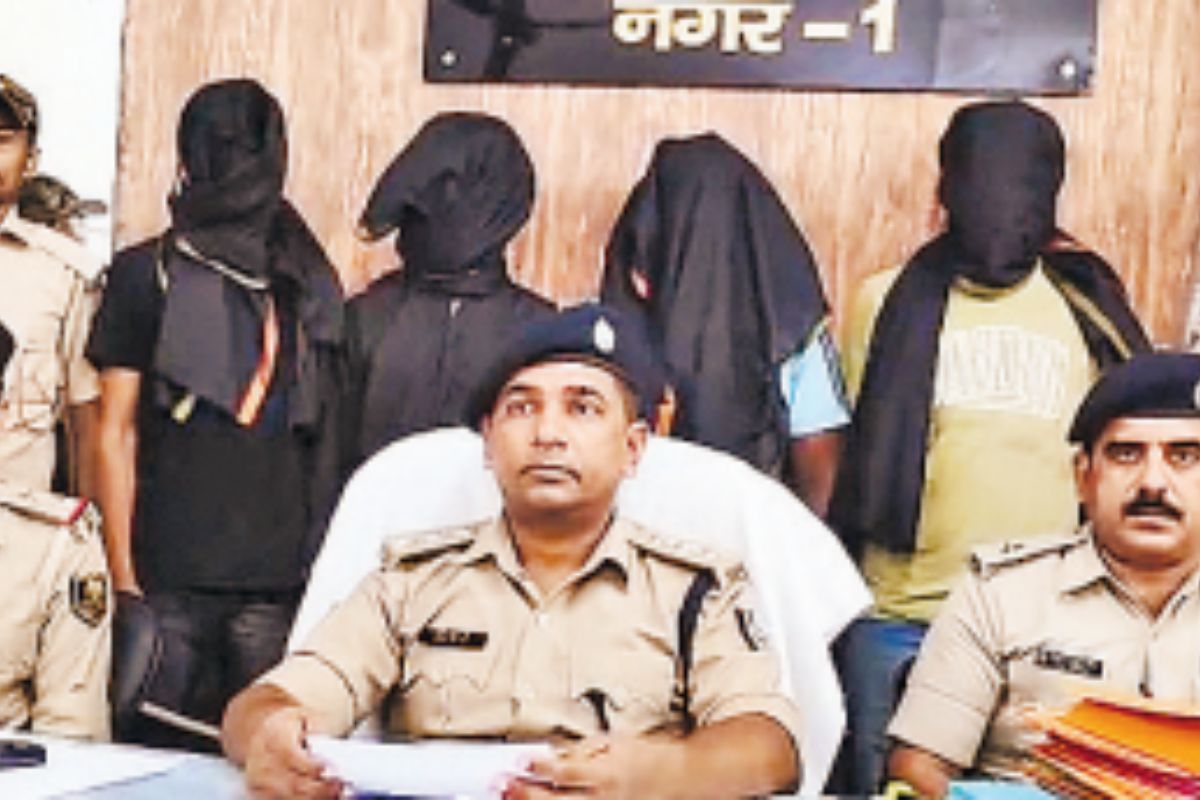 डिलिवरी ब्वॉय निकला डकैती का मास्टरमाइंड, गया में 1.30 लाख की लूटकांड का पुलिस ने किया खुलासा, जानिए पूरी खबर