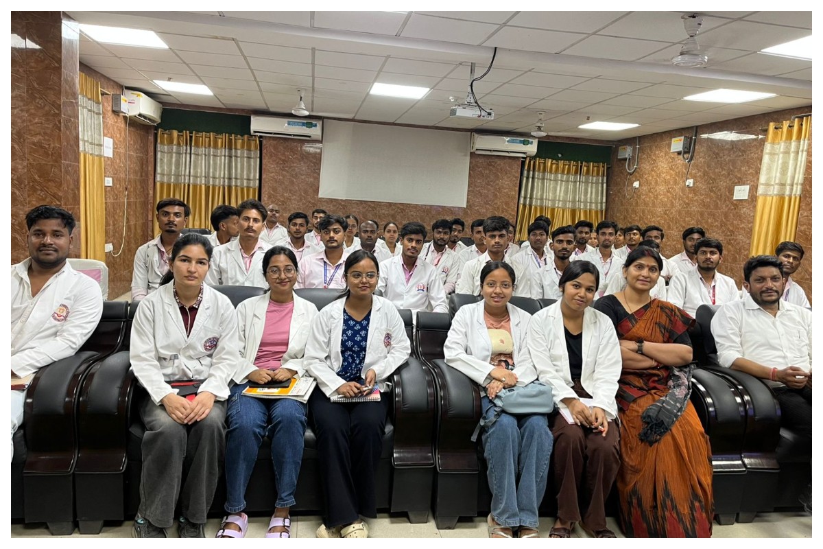 Muzaffarpur News: नर्सिंग छात्रों के लिए संक्रमण रोकथाम और बायोमेडिकल वेस्ट पर विशेष प्रशिक्षण शिविर