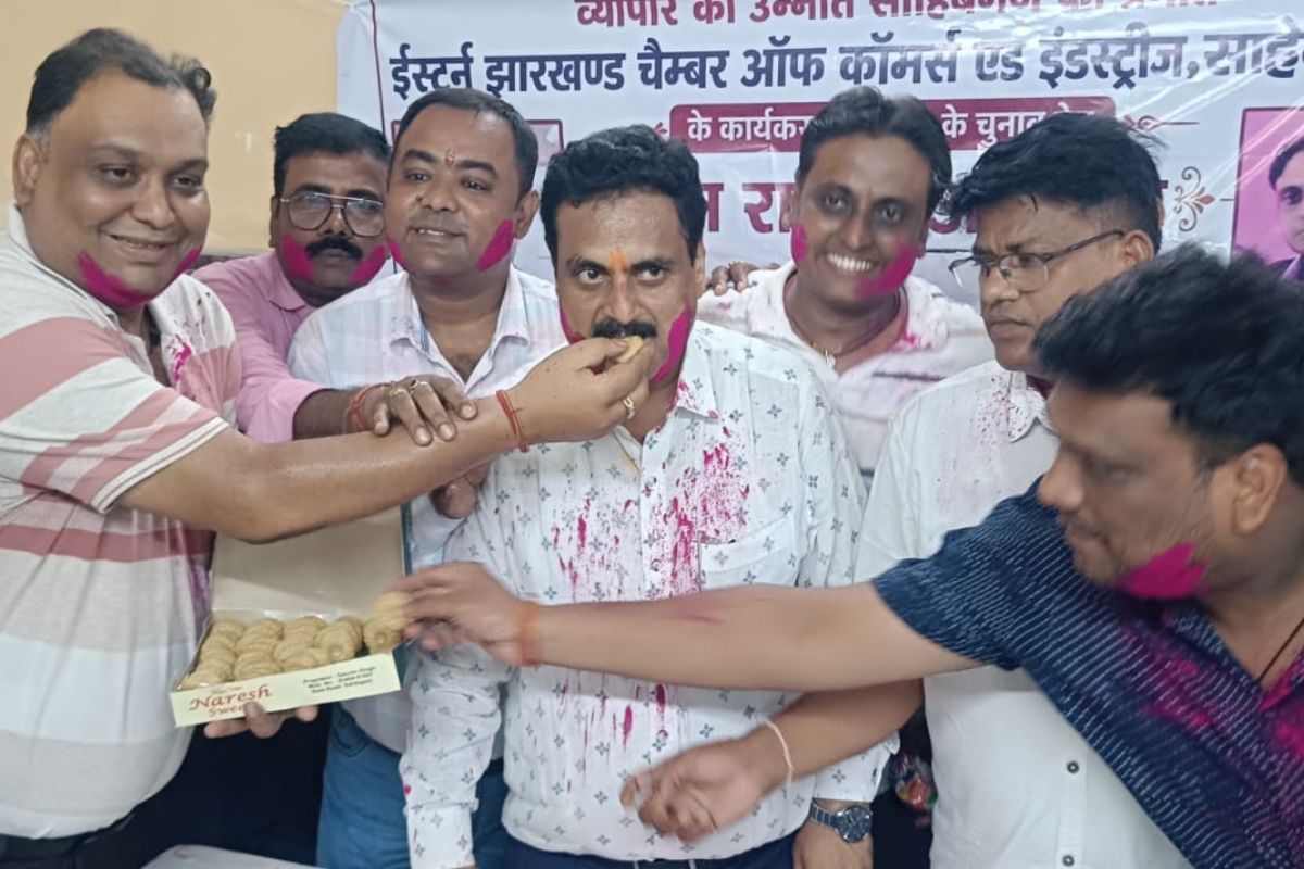 Sahibganj: चैंबर का चुनाव संपन्न, लगातार दूसरी बार राजेश अग्रवाल बने अध्यक्ष