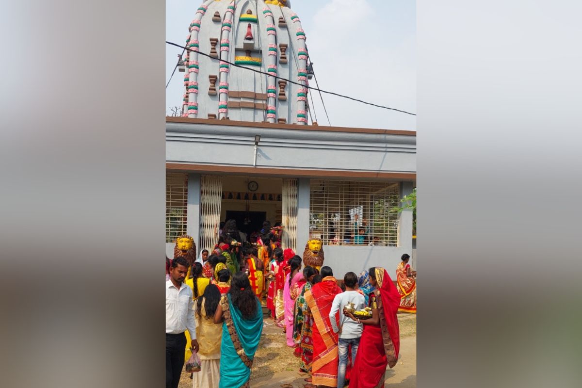 खरसावां के खेजुरदा में श्रद्धा और उल्लास के साथ संपन्न हुई चड़क पूजा