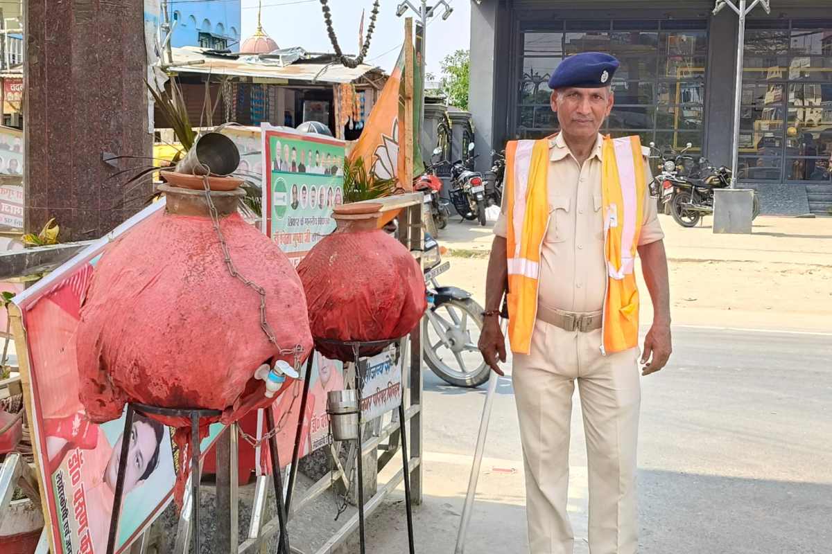 शिवहर: नगर सभापति का बड़ा कदम, लू और डिहाइड्रेशन से बचाने के लिए लगवाए वाटर बूथ