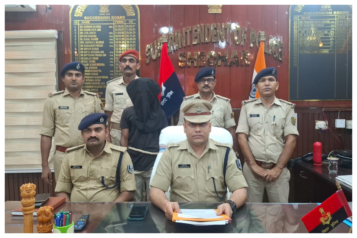 Sheohar News: पहाड़पुर गांव में चाकूबाजी से हड़कंप, प्रेम प्रसंग के चक्कर में दोस्त ने ही ली दोस्त की जान
