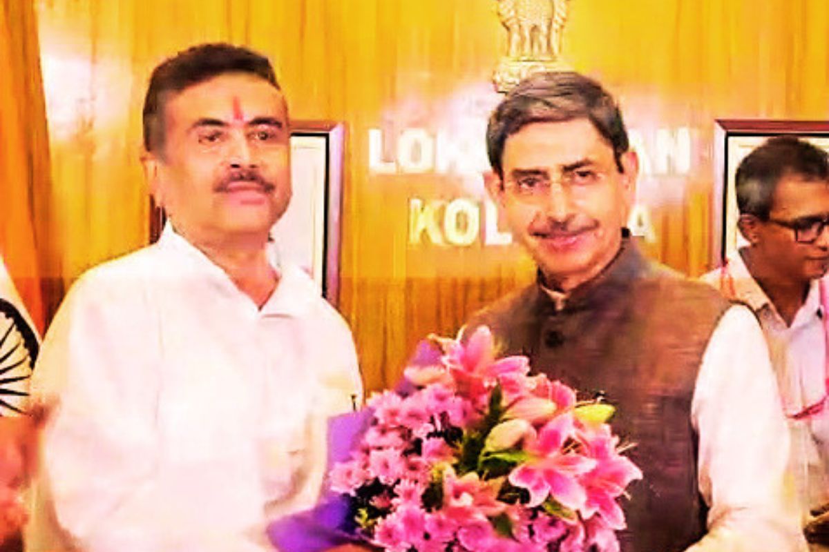 शुभेंदु अधिकारी ने पेश किया सरकार बनाने का दावा, कहा- बंगाल से डर का युग खत्म, अब न्याय होगा