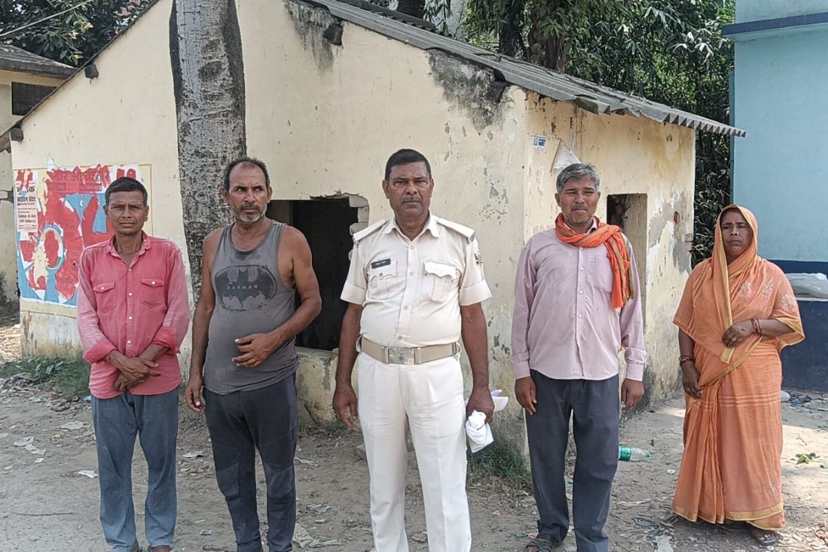 Gopalganj News : तेज रफ्तार ट्रक की चपेट में आने से मजदूर की मौत
