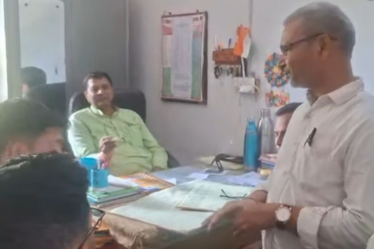 नालंदा के मध्य विद्यालय कैला के शिक्षकों ने नहीं दिए थे एमडीएम संबंधी प्रतिवेदन, डीईओ ने मांगा स्पष्टीकरण