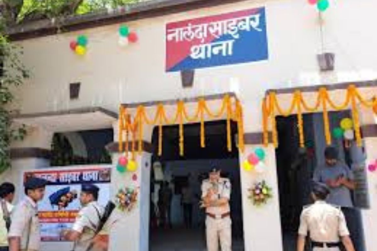 भारी छूट का लालच देकर साइबर ठग उड़ा रहे बैंक की रकम, सोशल मीडिया पर फर्जी डिस्काउंट विज्ञापनों से संगठित ठगी