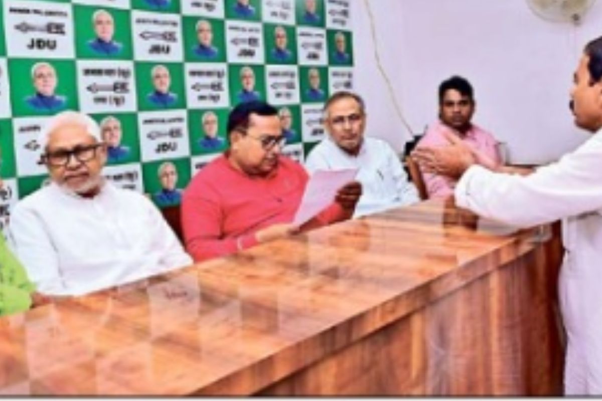 “विधान परिषद चुनाव विपक्ष में नहीं टिकेगा” मंत्री भगवान सिंह कुशवाहा का बड़ा बयान