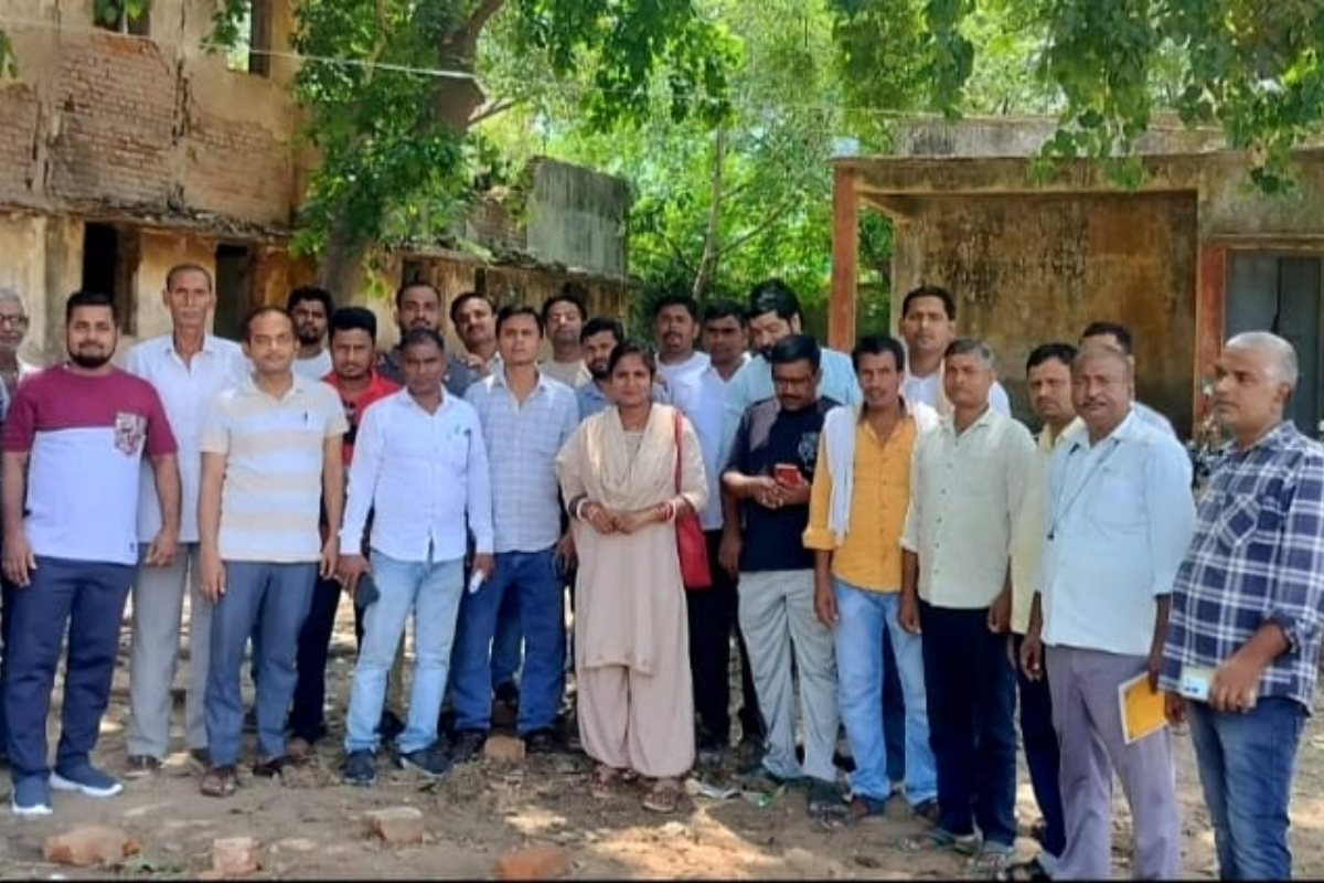 नवादा में बहाली की मांग को लेकर सांख्यिकी स्वयंसेवकों ने भरी हुंकार, सीएम-डिप्टी सीएम को सौंपेंगे ज्ञापन