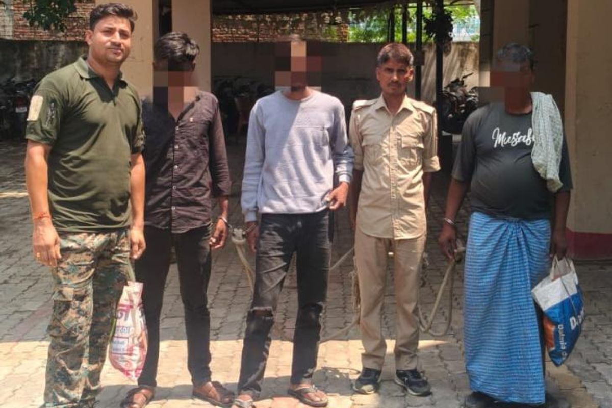 नवादा रजौली में गुप्त सूचना पर पुलिस की छापेमारी, बाइक के साथ दो आरोपी गिरफ्तार