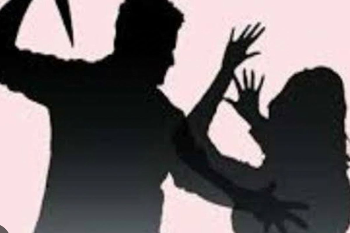 Patna News : शादी के लिए दबाव बना रही थी प्रेमिका, IGIMS कर्मी ने किया चाकू से जानलेवा हमला