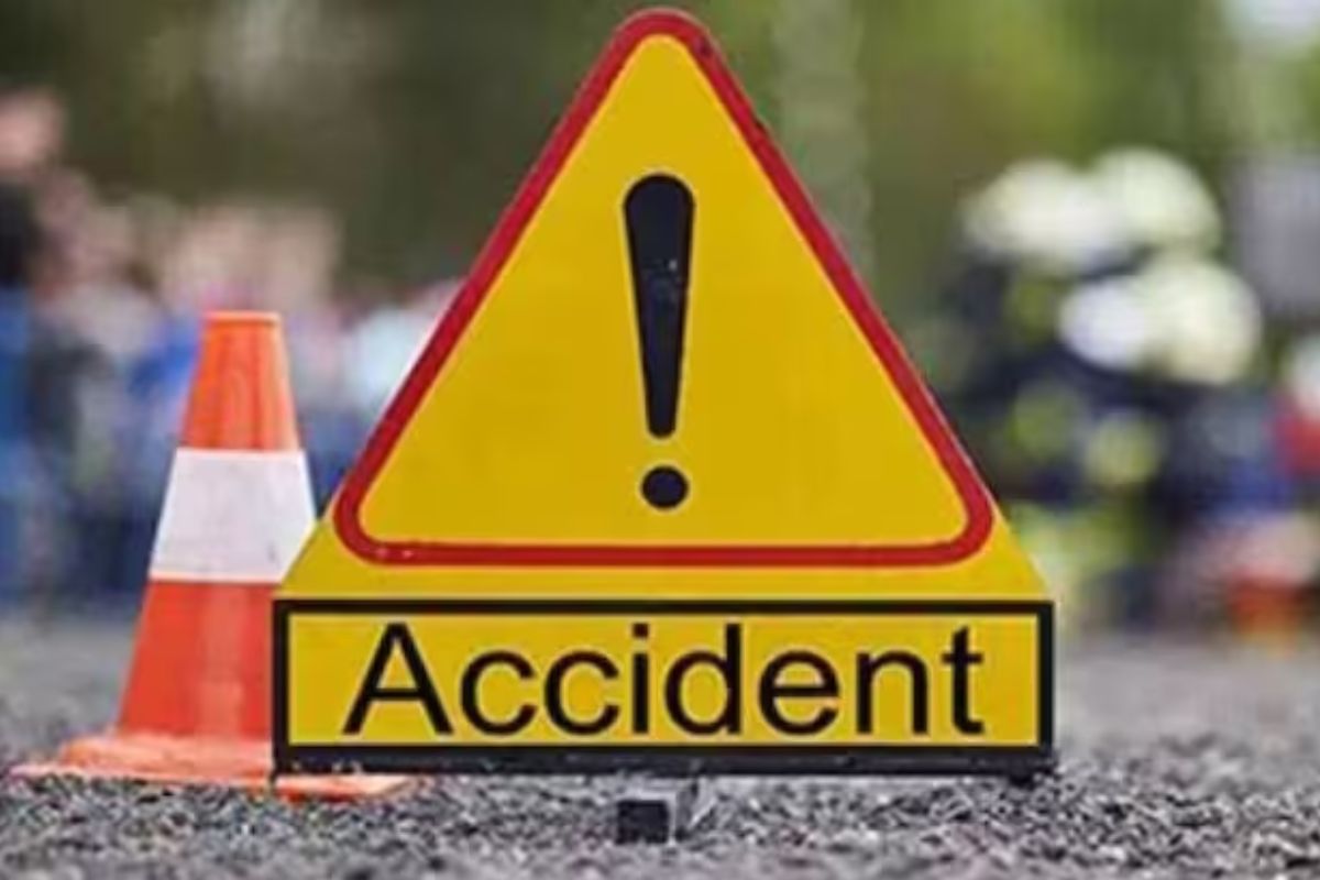 गया में रांची जा रही बस ने ट्रक में मारी टक्कर, कई यात्री घायल, जानिए कैसे हुआ हादसा?