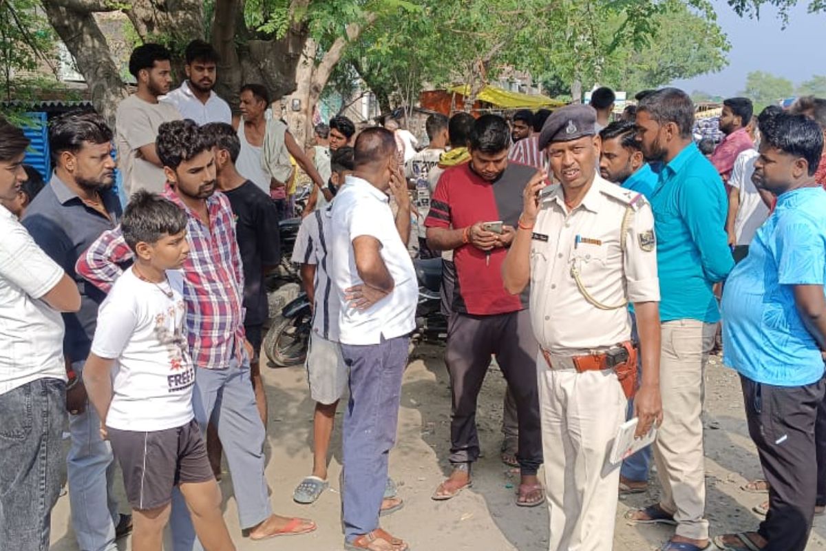 गयाजी में सुबह सुबह भीषण सड़क हादसा, एक की मौत, दो की हालत गंभीर