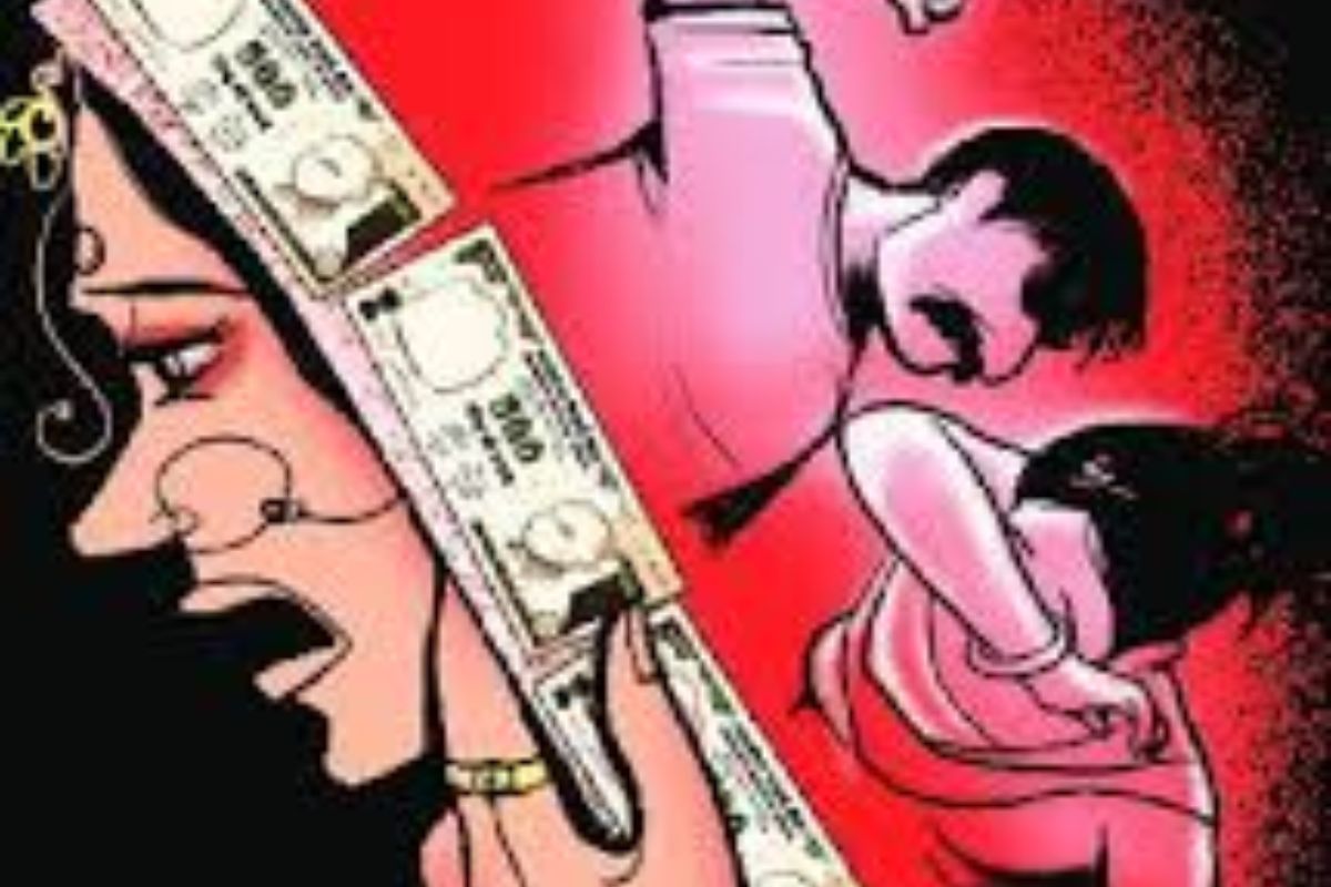 छपरा में विवाहिता को जिंदा जलाने की कोशिश का आरोप, दहेज में 10 लाख नकद और गहनों की मांग