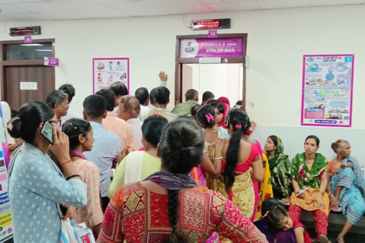 Munger: तीन दिनों में डायरिया के 28 मरीज पहुंचे अस्पताल, गर्मी और बारिश के बीच बढ़ा बीमारी का प्रकोप