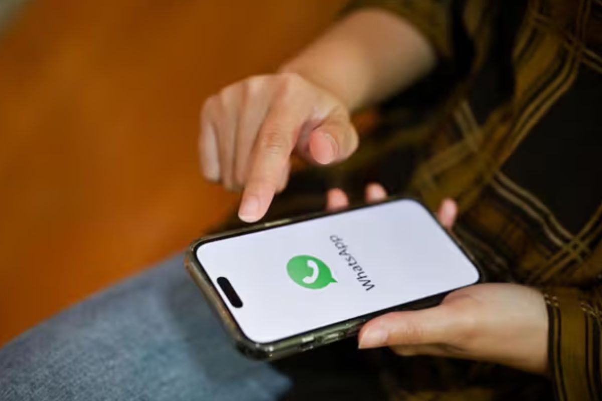 WhatsApp Plus फीचर रोलआउट, अब पैसे देने पर मिलेंगे नए थीम्स और स्टिकर्स