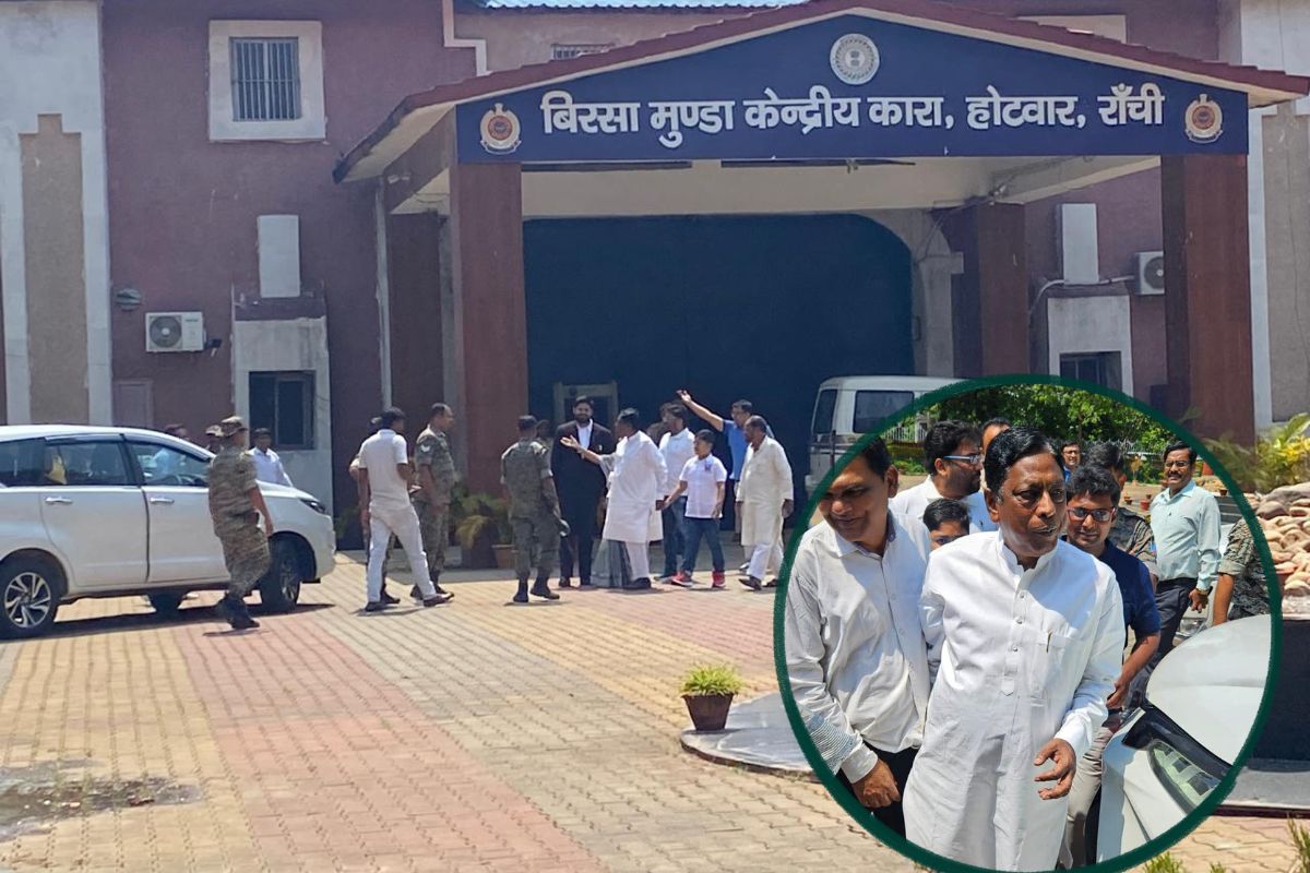 झारखंड के पूर्व मंत्री आलमगीर आलम जमानत मिलने के बाद जेल से रिहा