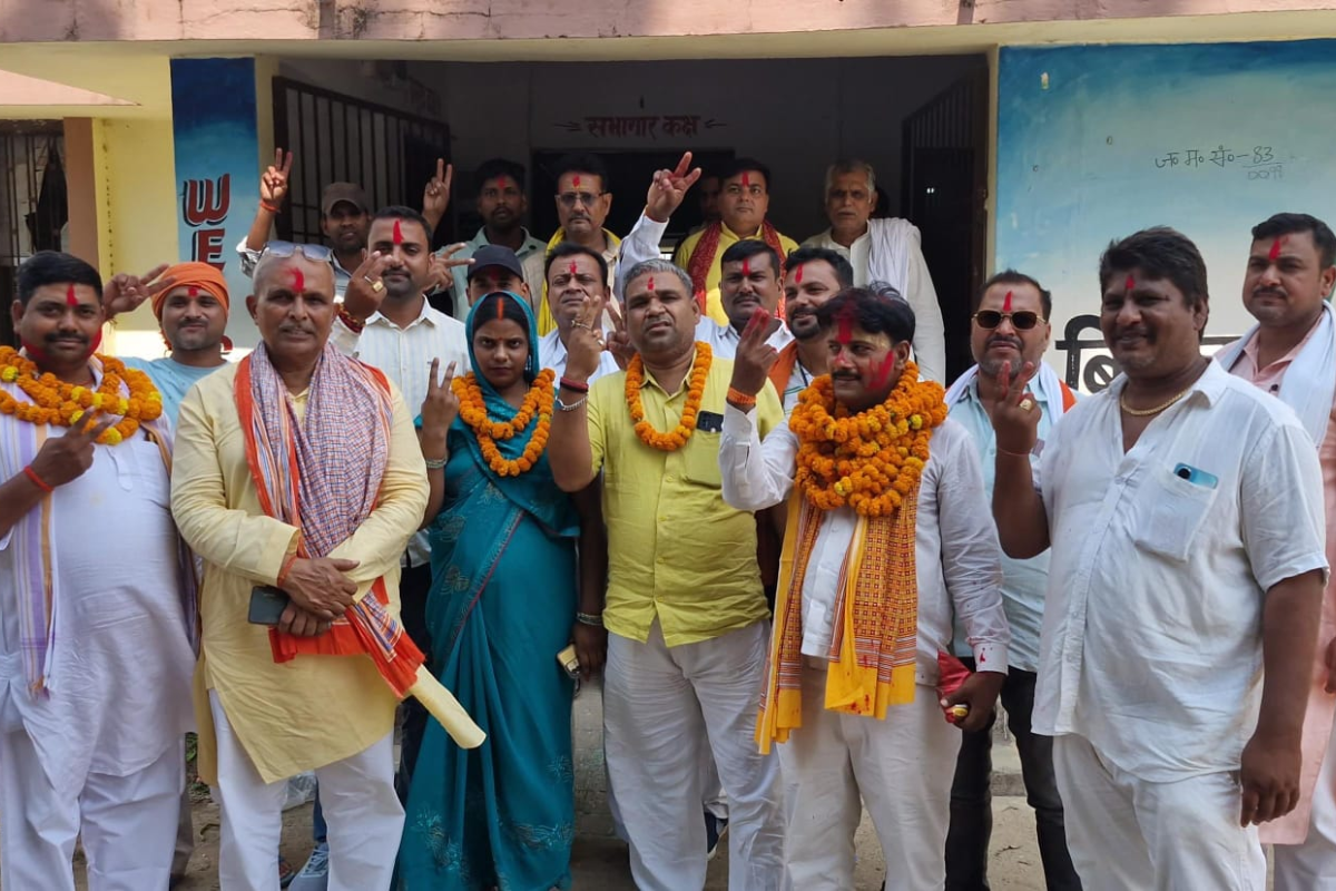 शाहपुर प्रमुख गीता देवी की कुर्सी बची, अविश्वास प्रस्ताव कोरम के अभाव में खारिज