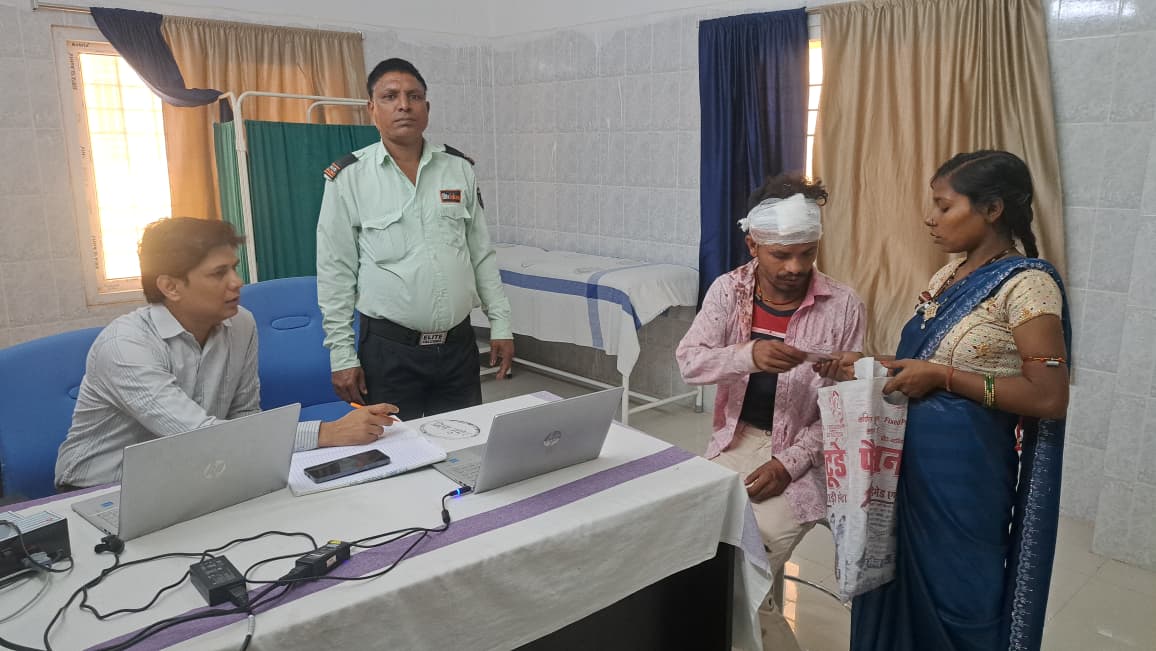 रुपयों के लेनदेन में पिता ने पुत्र और बहू को पीटा, दोनों अस्पताल में भर्ती