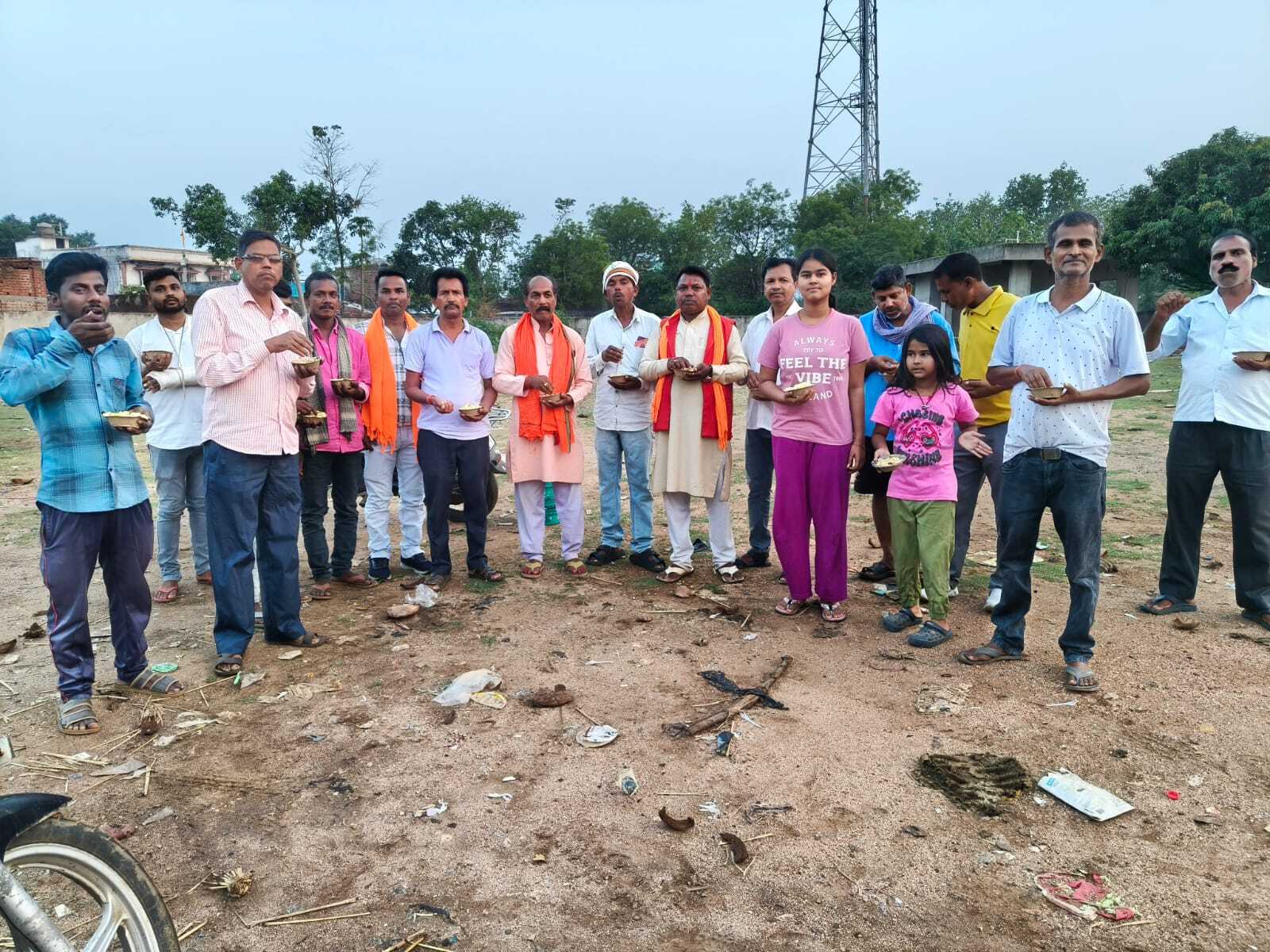 सोनारायठाढ़ी बाजार में बीजेपी की जीत का जश्न